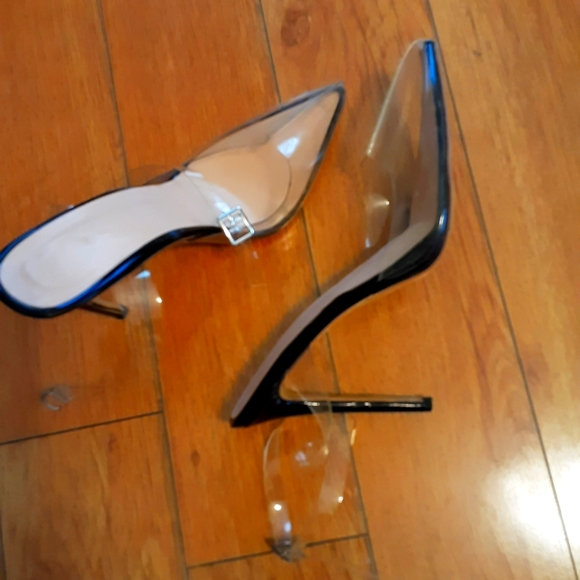 Shoes - Clear  Pointy Heels